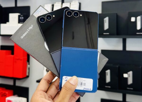 SAMSUNG Z FLIP 7 - 256 & 512 GB