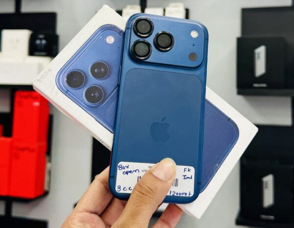 NEW IPHONE 17 PRO - 256 GB